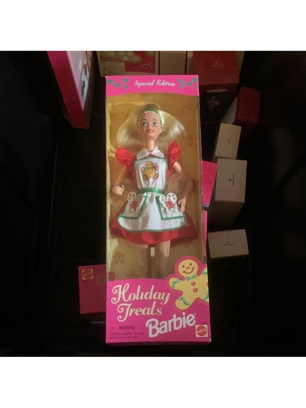 Vintage 1997 Holiday Treats Barbie NIB #17236